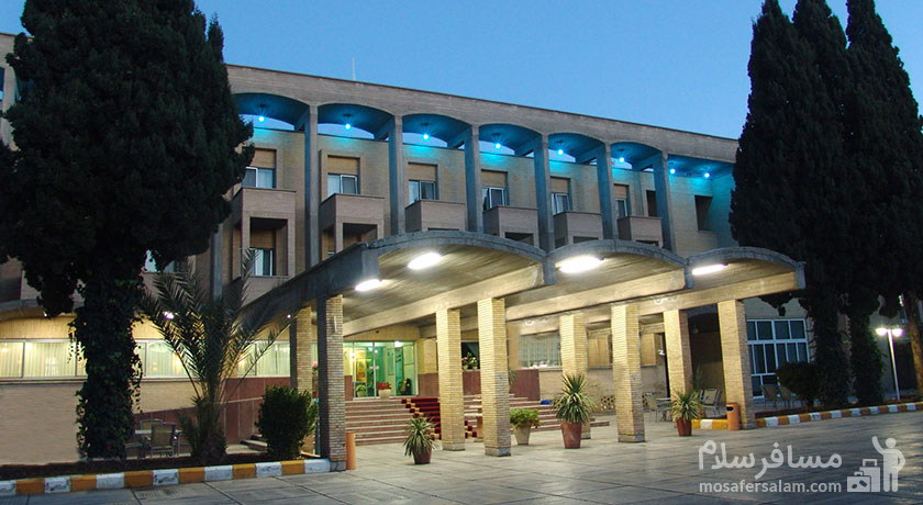 هتل جهانگردی کرمان