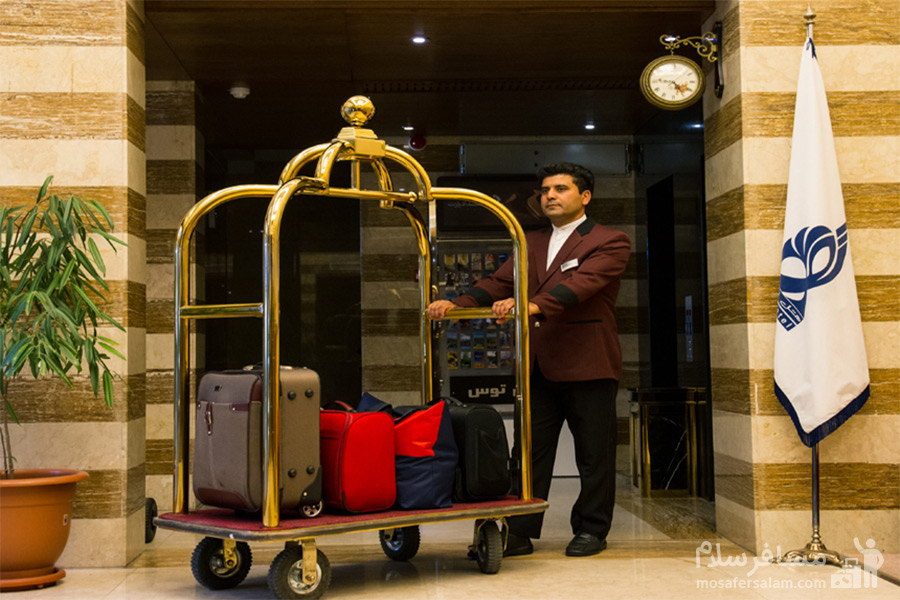 کارکنان هتل توس مشهد