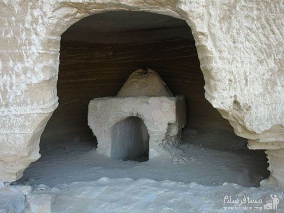 غار بان مسیتی