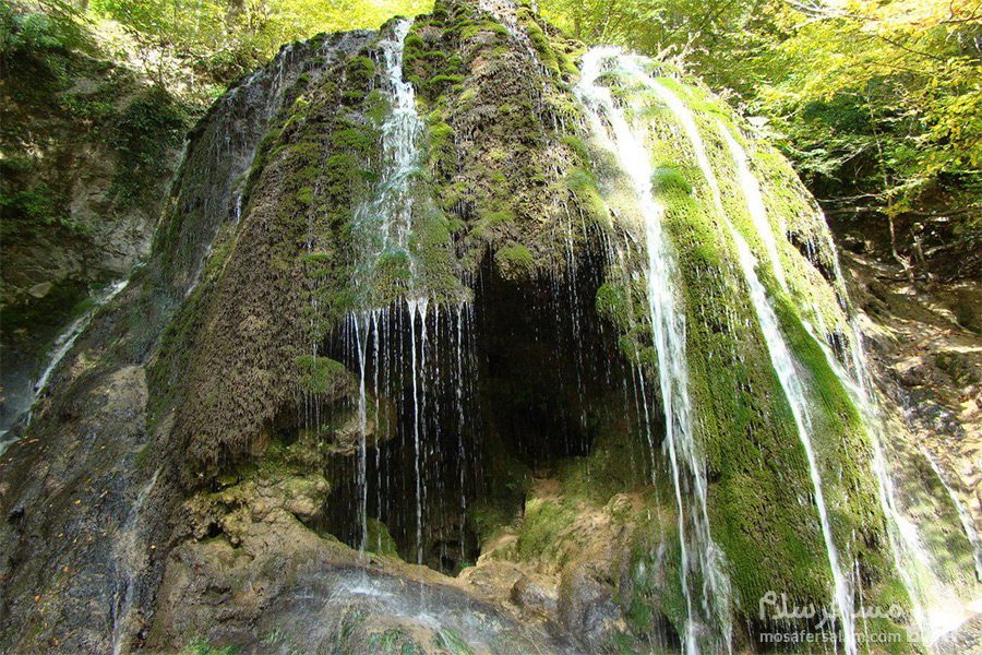 آبشار سمبی و طبیعت بکر آن