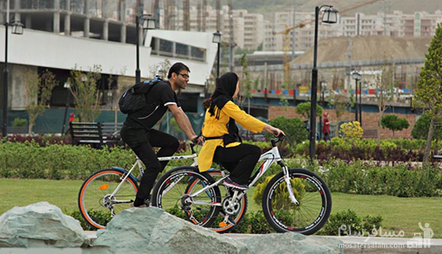 پایتخت‌گردی با دوچرخه